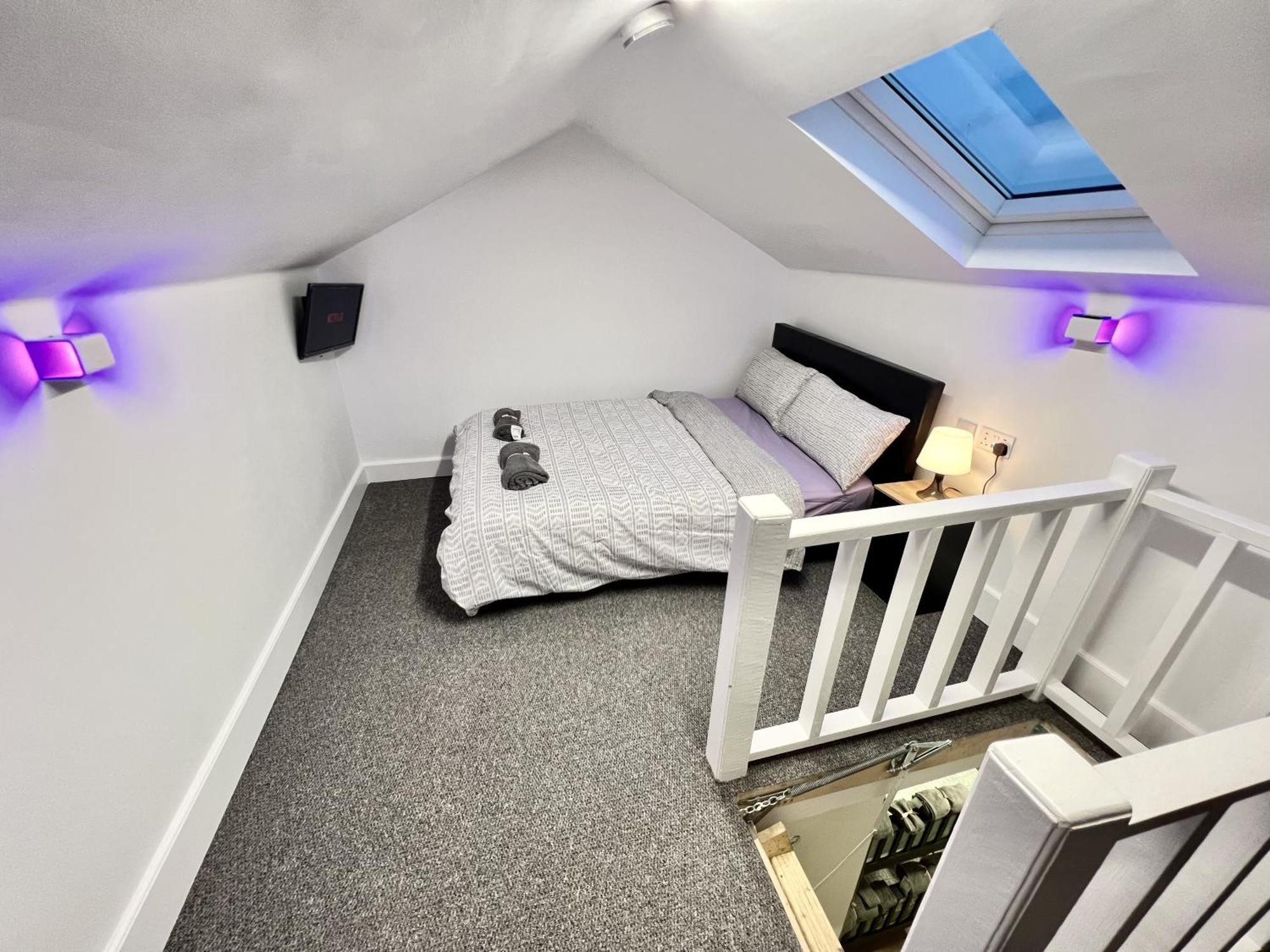 Lux 2 Bed Mancity Stadium, Coop Arena, Picadilly *