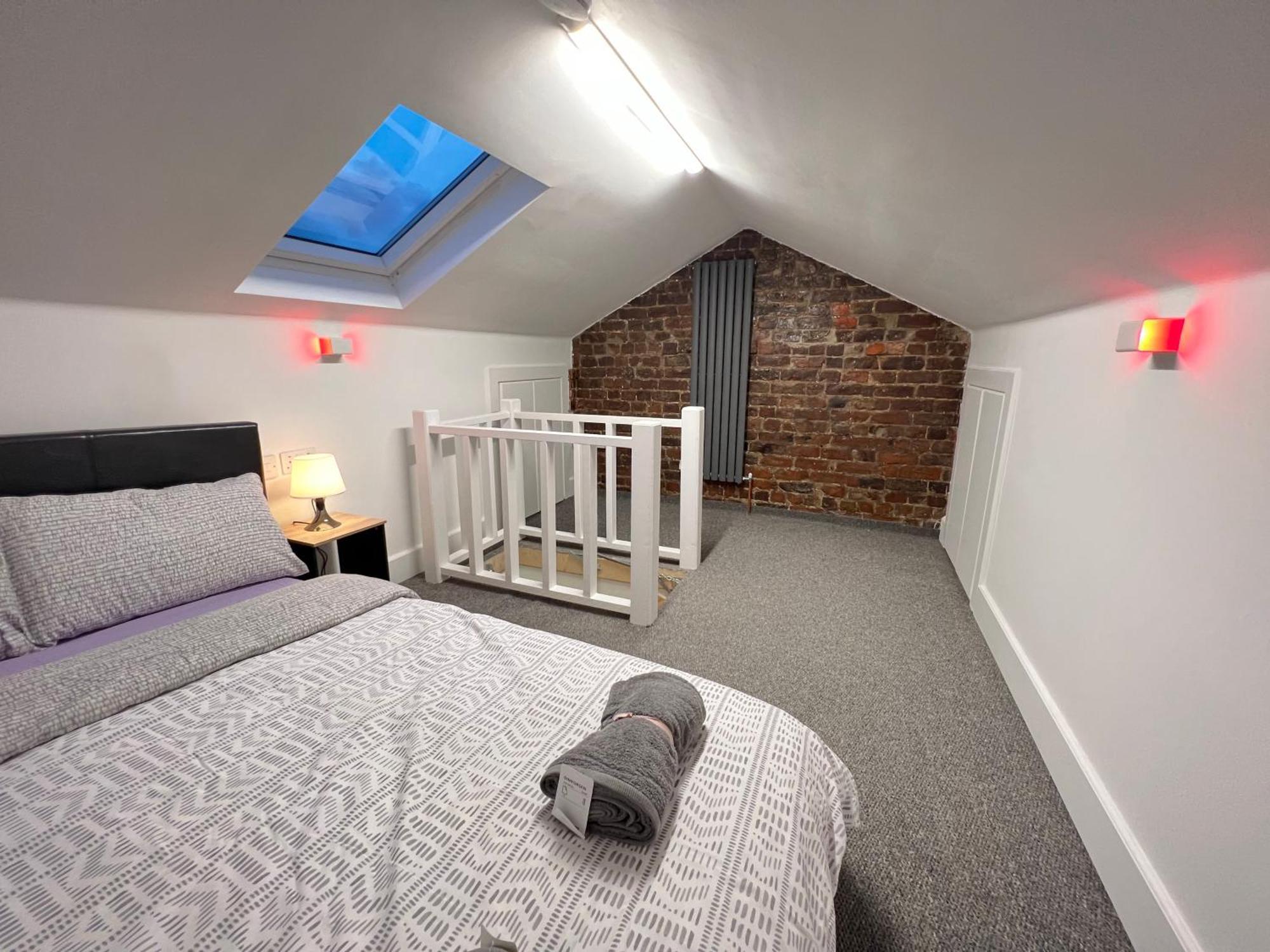 Lux 2 Bed Mancity Stadium, Coop Arena, Picadilly Apartment